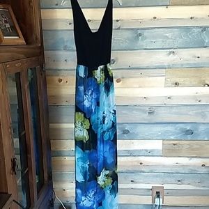 Like new open back sundress